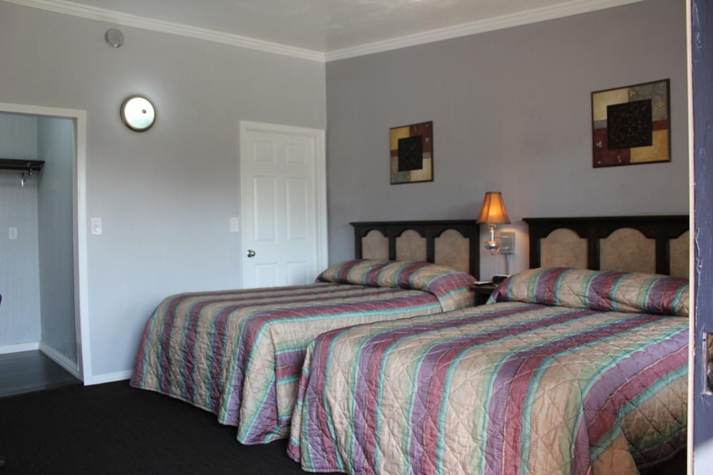 Garden View Inn - photo 8