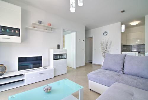 Apartment Waves Villa Sunce — 4-Star Luxury Hotel in Senj, Croatia