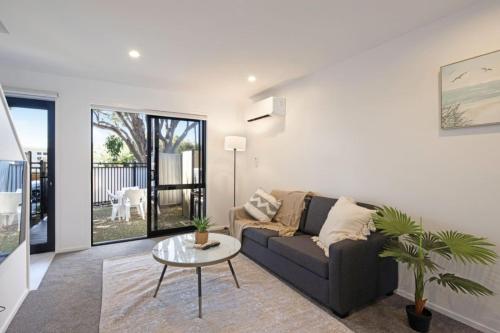 Ariki Serenade House 2BR Peaceful Stay — 4-Star Luxury Hotel in Lower Hutt, New Zealand