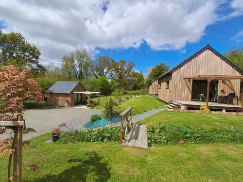 Chalets De Pont Cob Avec Spa — Gouezec