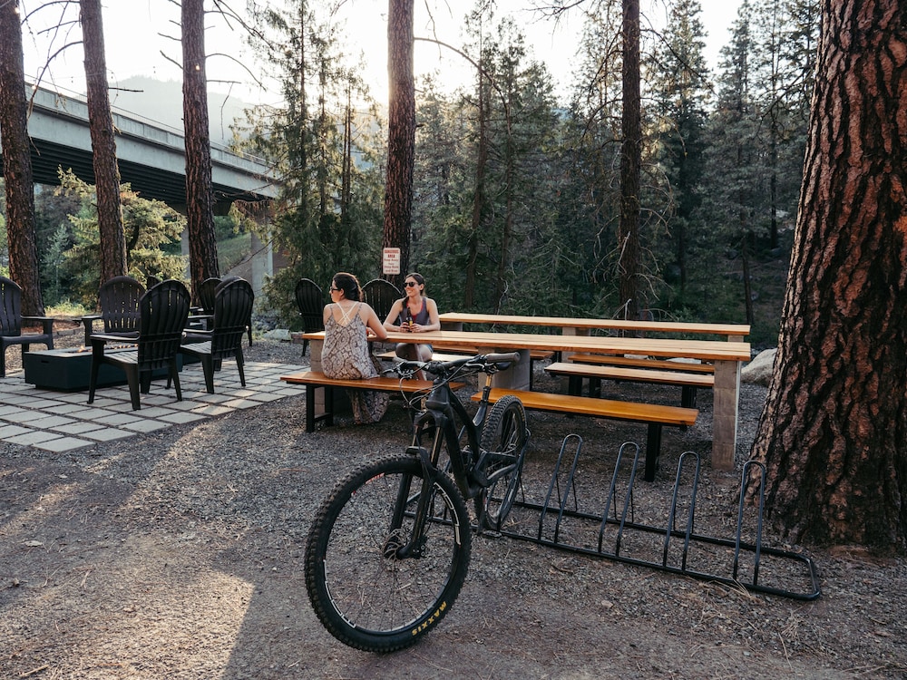 LOGE Leavenworth Riverside - photo 18