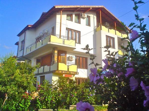 Family Hotel Walmar — hotel in Byala