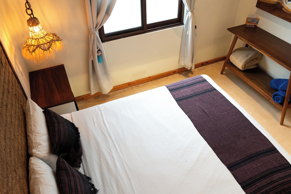 La Puerta Azul Beachfront Adults Only