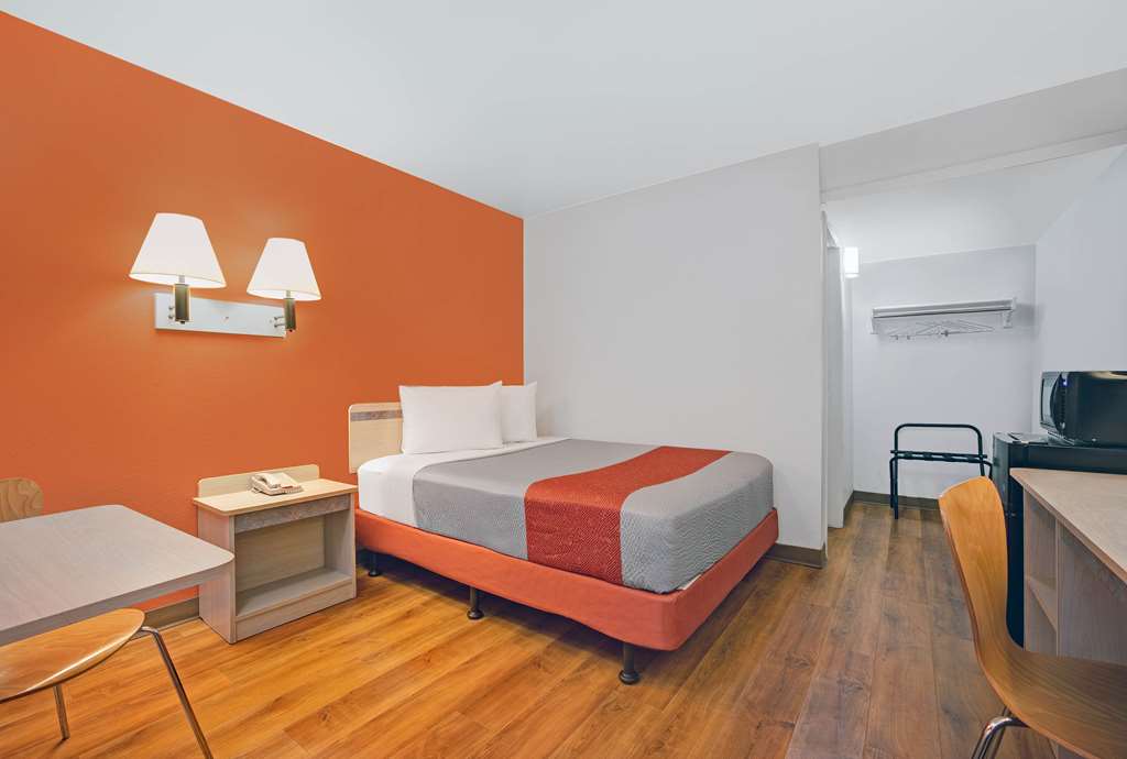 Motel 6 Troutdale OR Portland East - photo 11