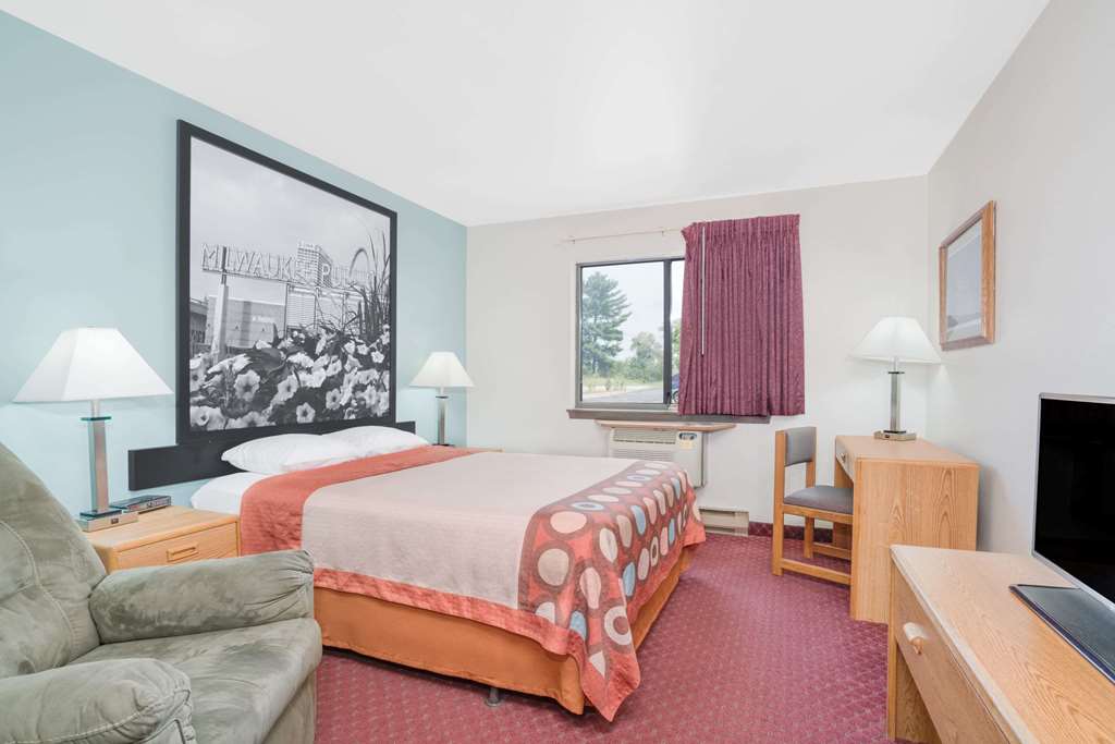 Super 8 by Wyndham Tomah Wisconsin - photo 11