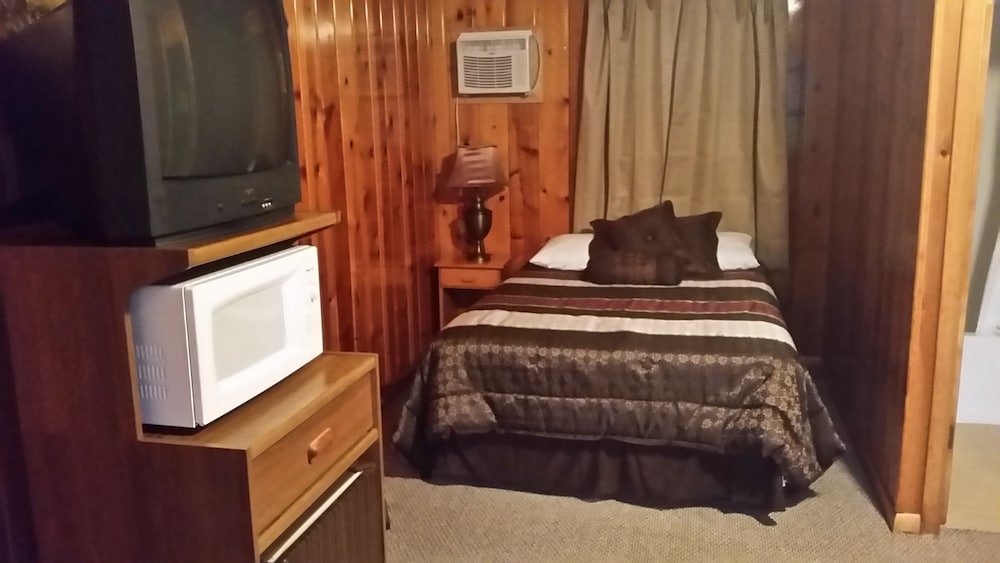 Mystic Valley Inn - photo 22