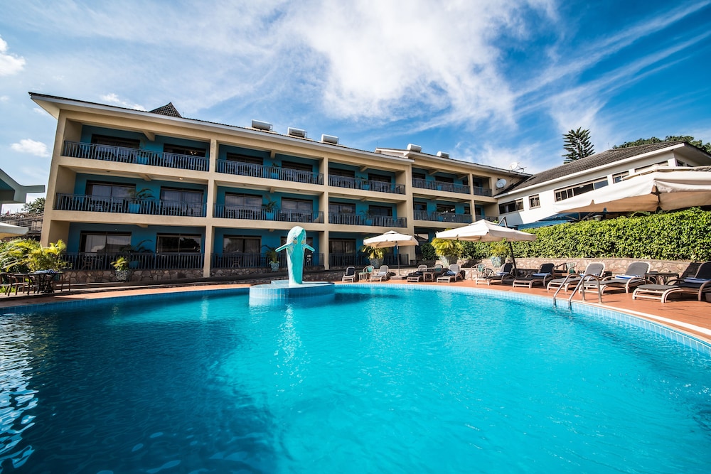 Dolphin Suites - carbon neutral hotel in Kampala