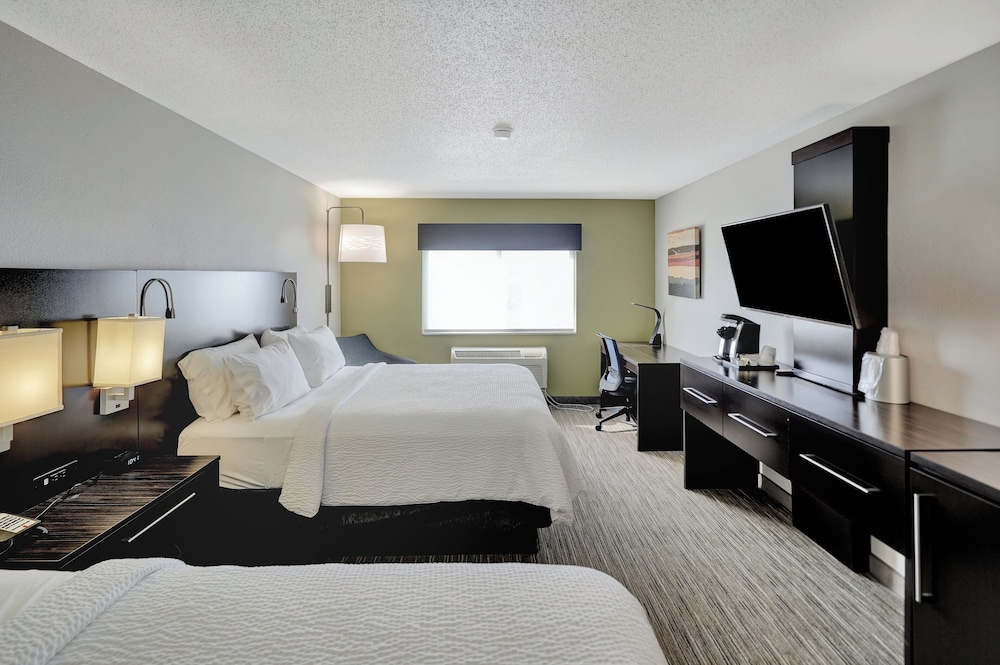 Holiday Inn Express Hotel & Suites Beatrice by IHG - photo 47
