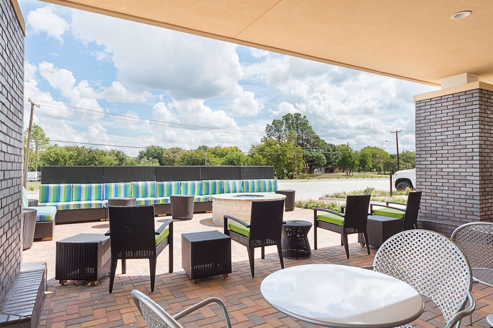 Home2 Suites by Hilton Dallas Grand Prairie - photo 46