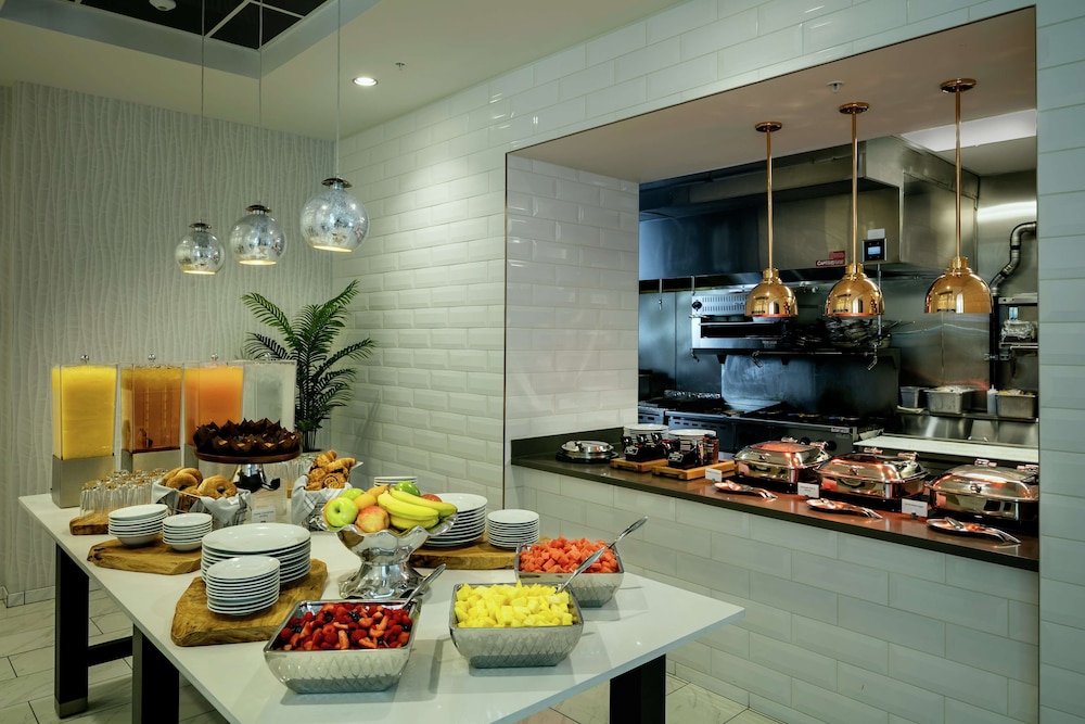Hilton Garden Inn Seattle Bellevue Downtown WA - photo 47