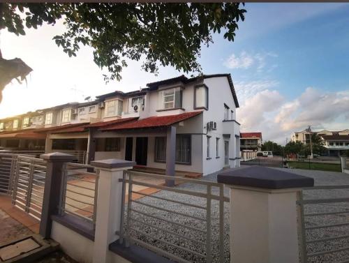 SmartChoice Homestay — 4-Star Luxury Hotel in Bukit Mertajam, Malaysia