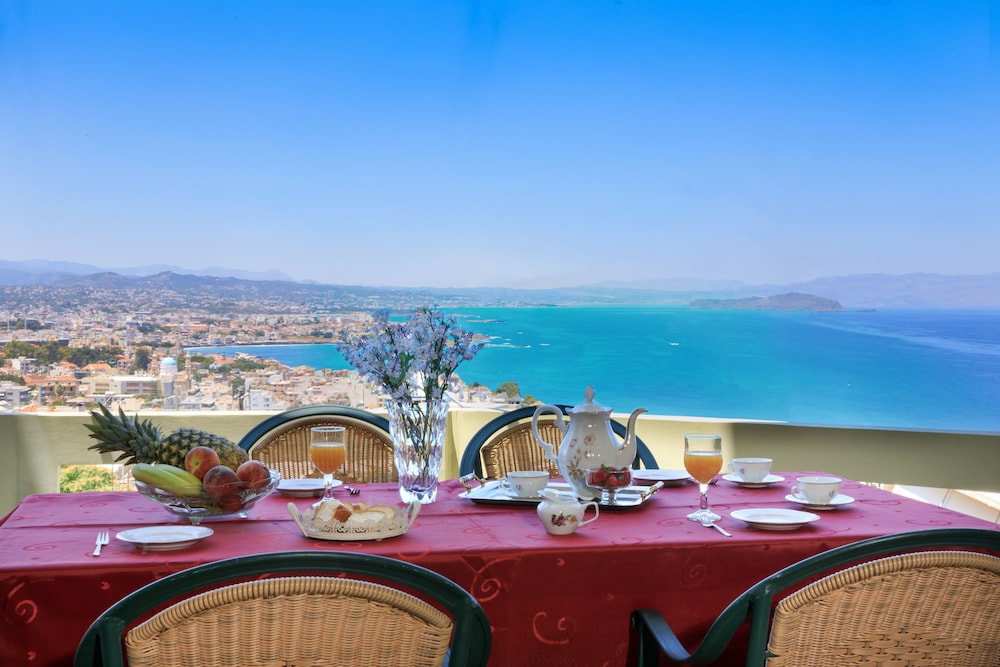 Chania Supreme View Villa — 4-Star Luxury Hotel in Chania, Greece