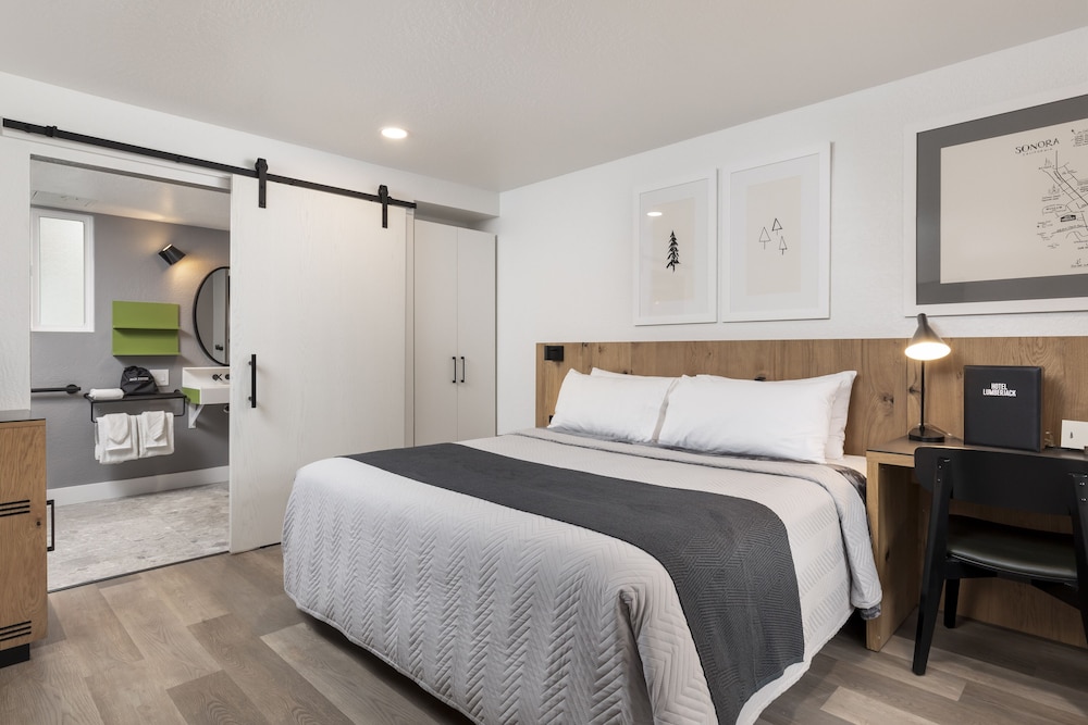 The Lumberjack Hotel - featured photo