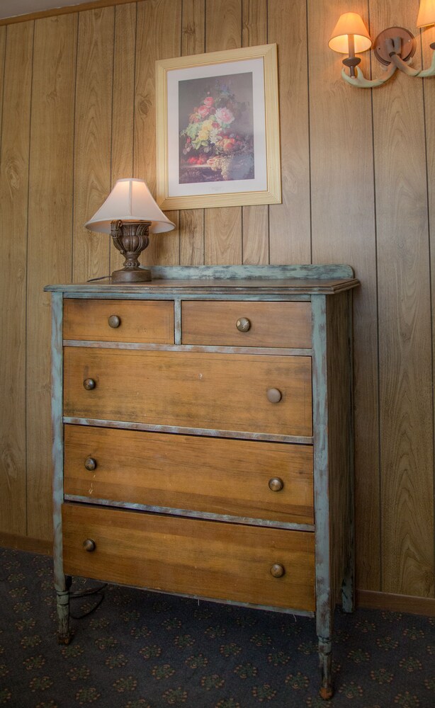 Golden Bear Cottages - photo 16