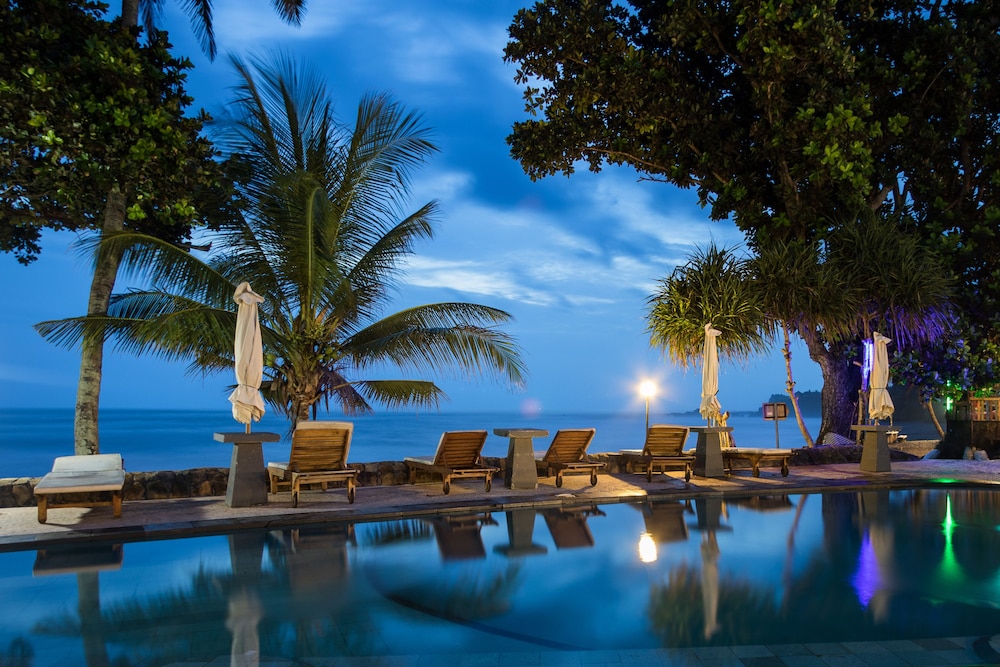 Pondok Pitaya Hotel Surfing & Yoga