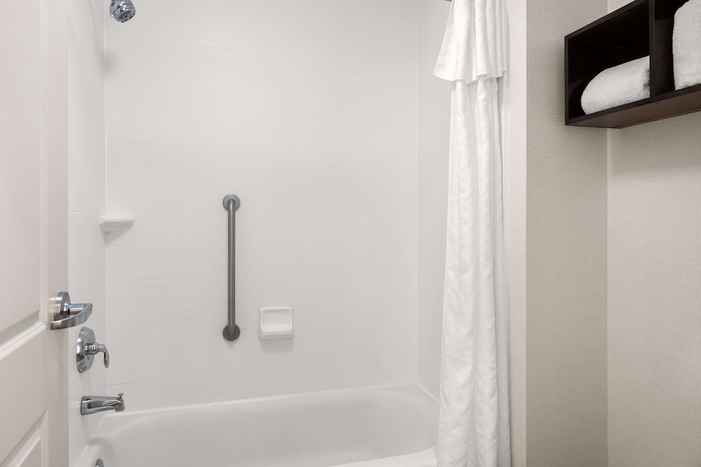 Homewood Suites by Hilton San Marcos - photo 18