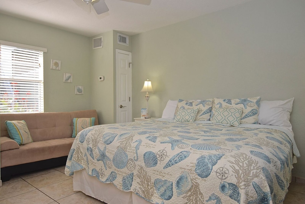 A Beach Retreat - photo 18