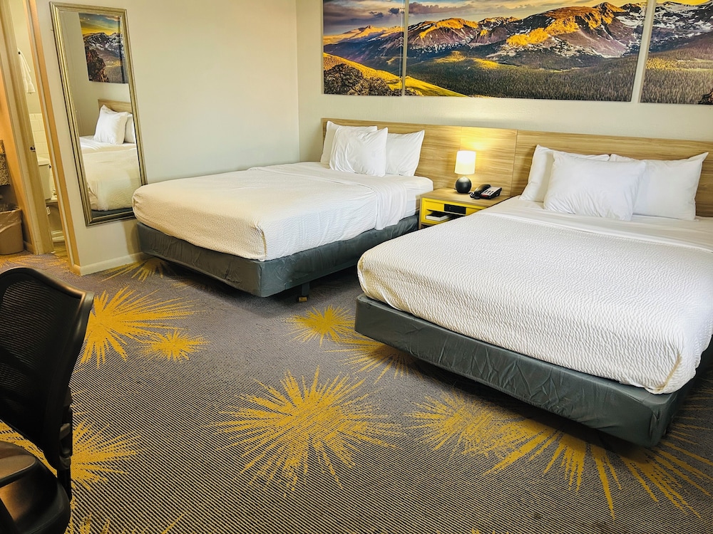 Days Inn By Wyndham Wheatland - photo 5