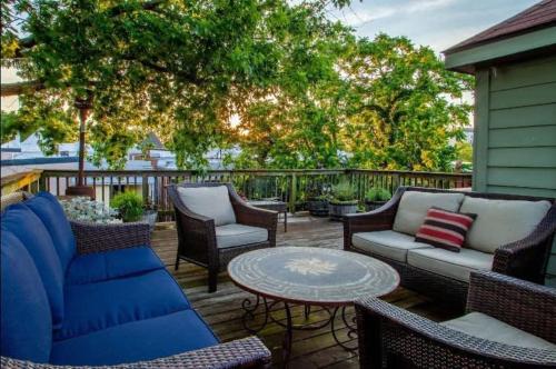 Historic Capital Hill Home and Carriage House — 4-Star Luxury Hotel in Washington, United States
