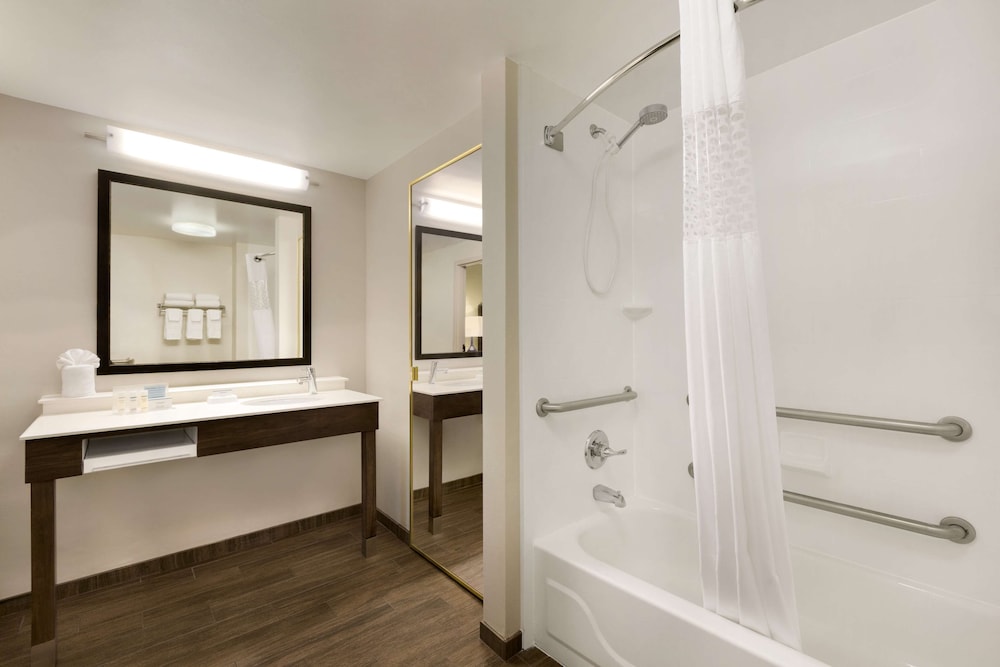 Hampton Inn & Suites Hershey - photo 26