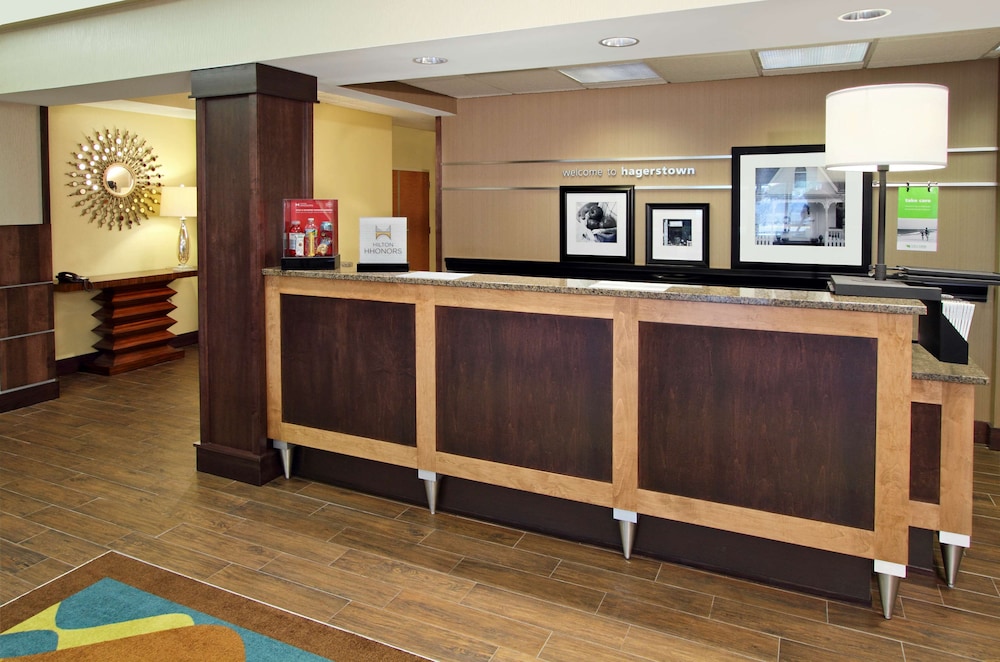 Hampton Inn Hagerstown - photo 3