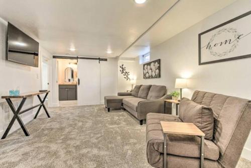 Sleek Great Falls Retreat - photo 19
