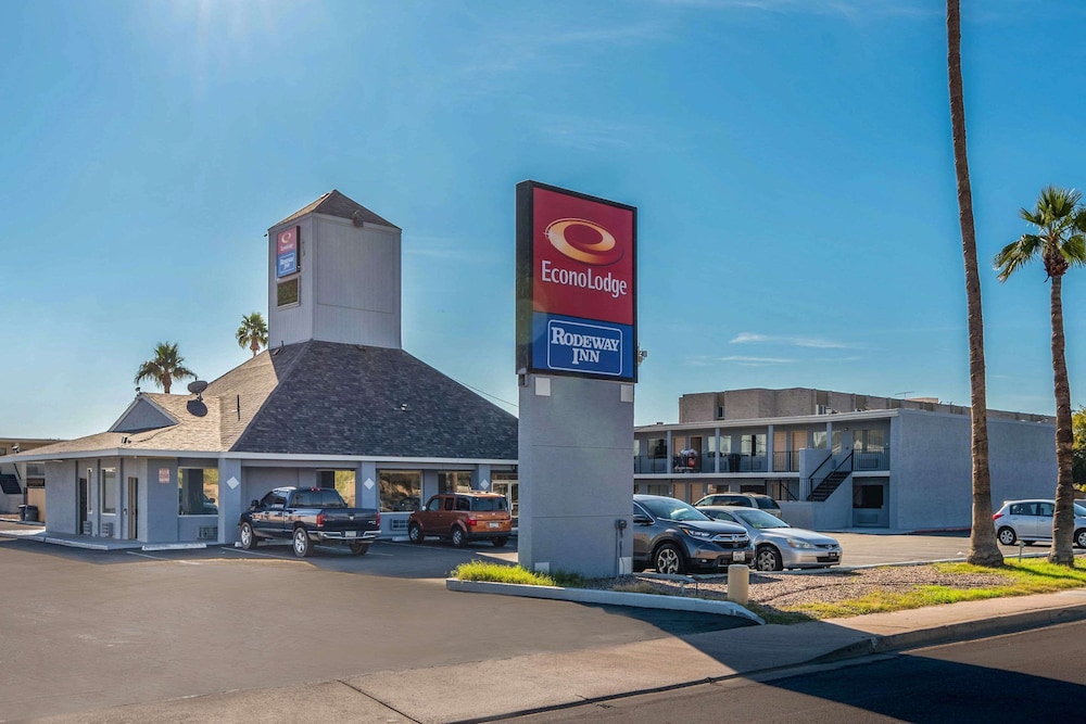 Econo Lodge - last minute hotel in Phoenix