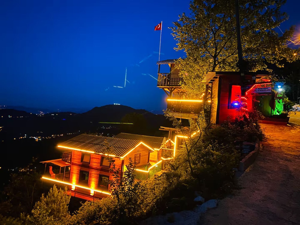 Of Kartepe Bungalov Tas Ev Ikiz Villalar — Of