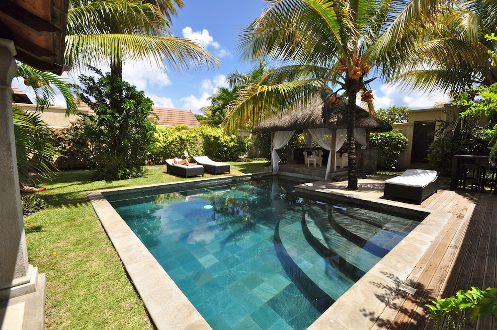 Oasis Villas — 4-Star Luxury Hotel in Grand Baie, Mauritius