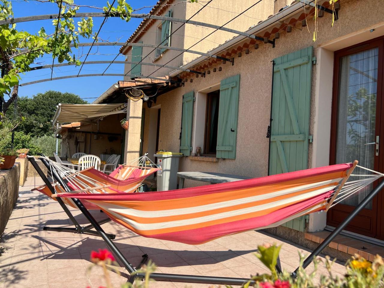 Maison Provencale En Campagne a Eguilles — Eguilles — photo 2