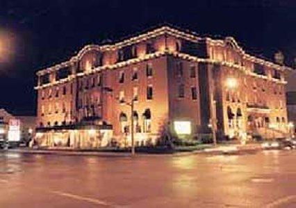 Clarion Inn & Suites Belleville in Belleville, Canada