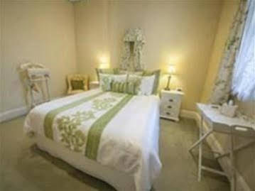 The Old George & Dragon Guesthouse