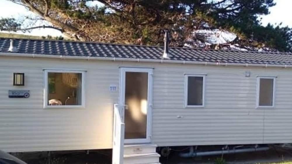 3 bed Static Caravan in Newquay 5 Mins From Beach in Newquay, United Kingdom