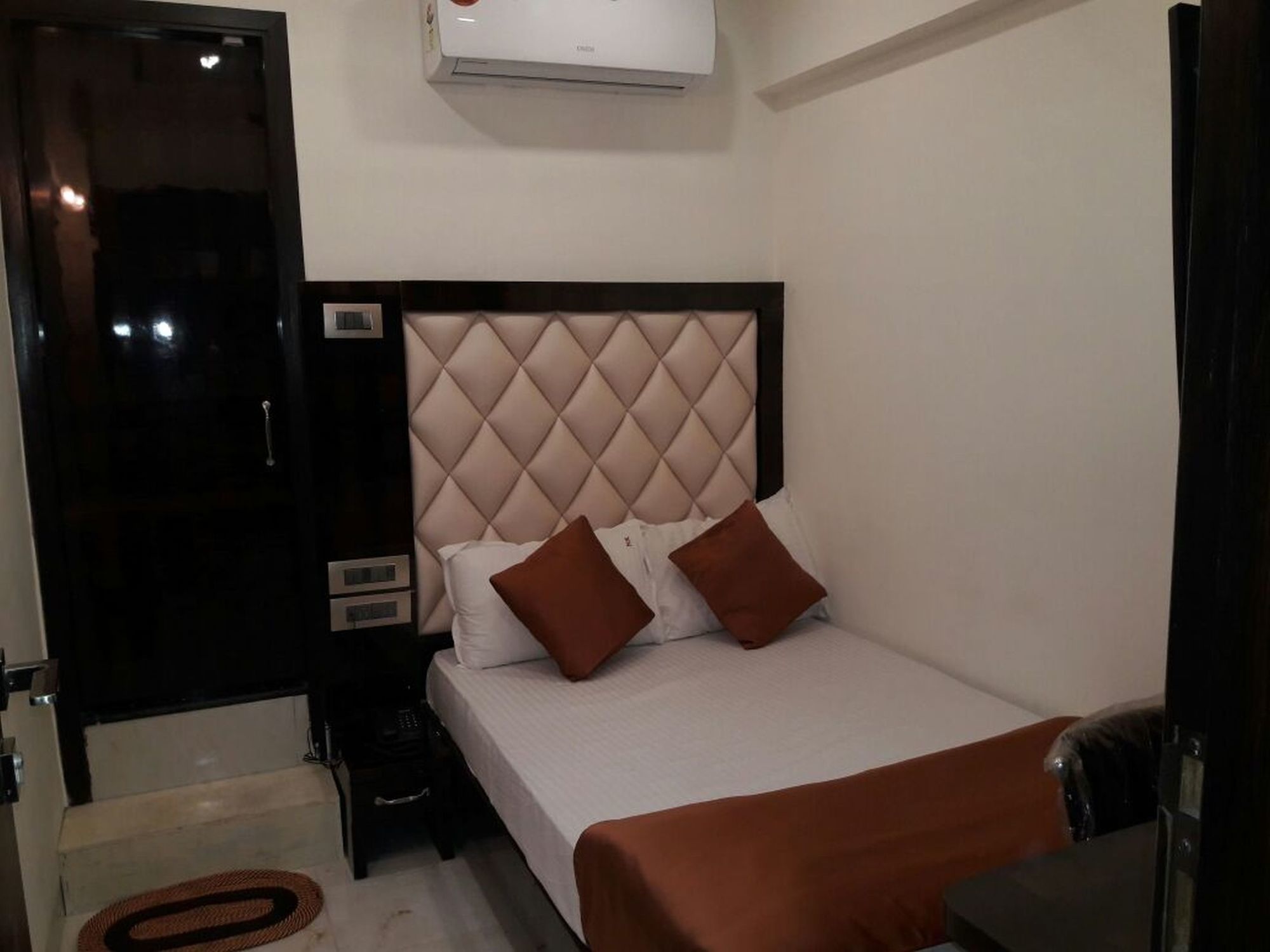 Hotel Karishma