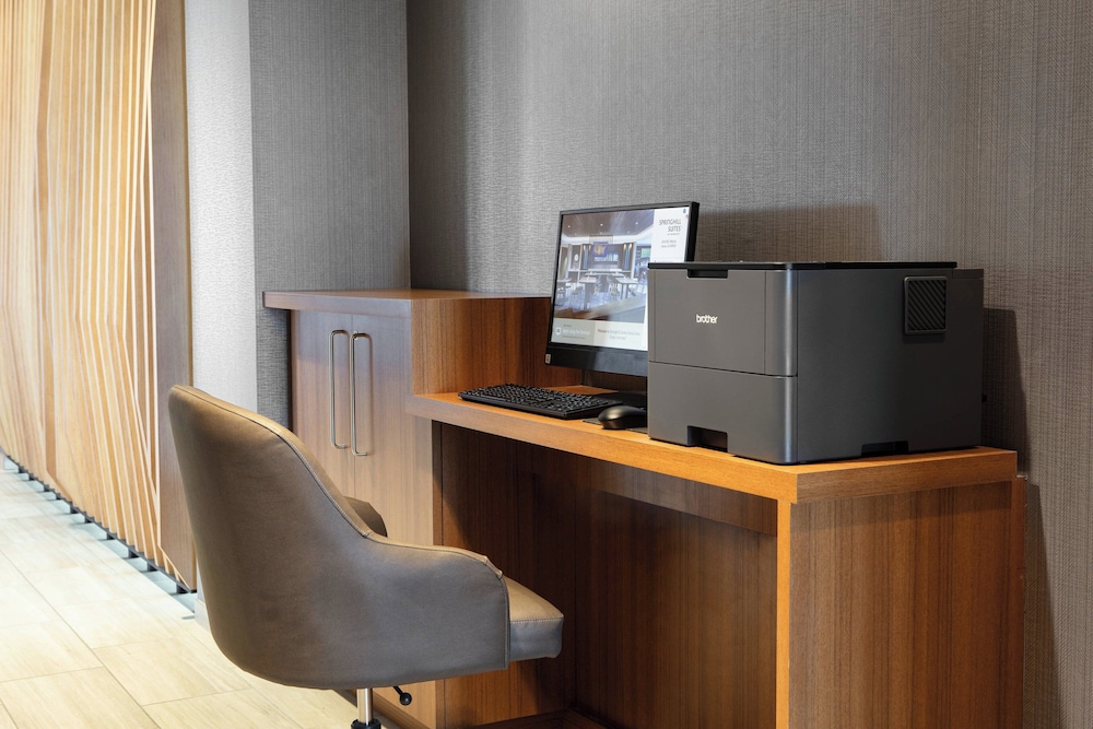SpringHill Suites by Marriott Ames - photo 19