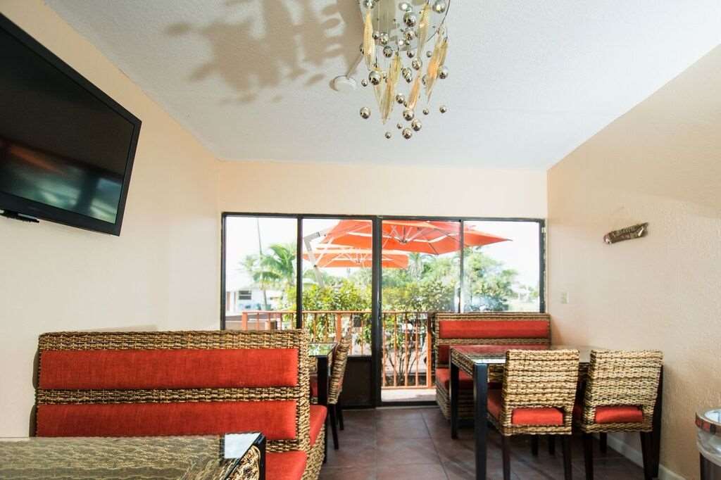The Royal Inn Beach Hotel Hutchinson Island - photo 55