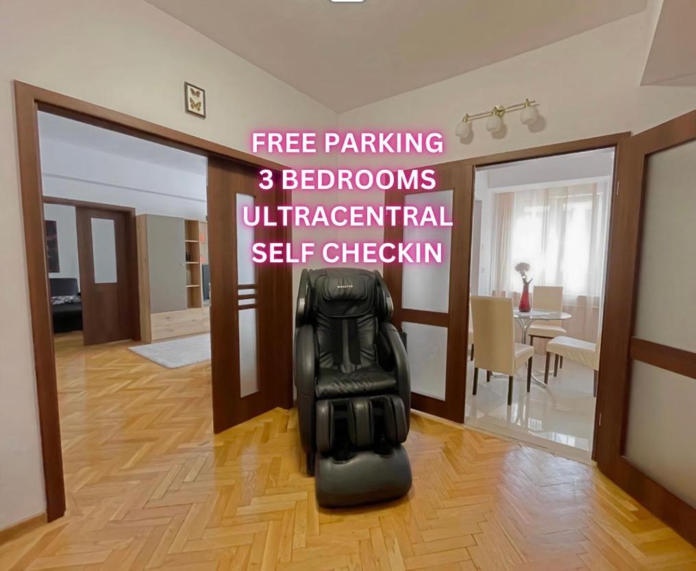 Relax Old Town Apartment — 4-Star Luxury Hotel in Oradea, Romania