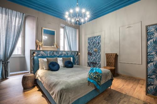 Heritage Miracle Suite — 4-Star Luxury Hotel in Rome, Italy