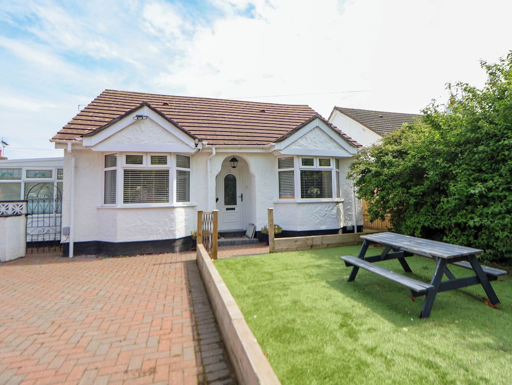 Branwen - last minute hotel in Holywell