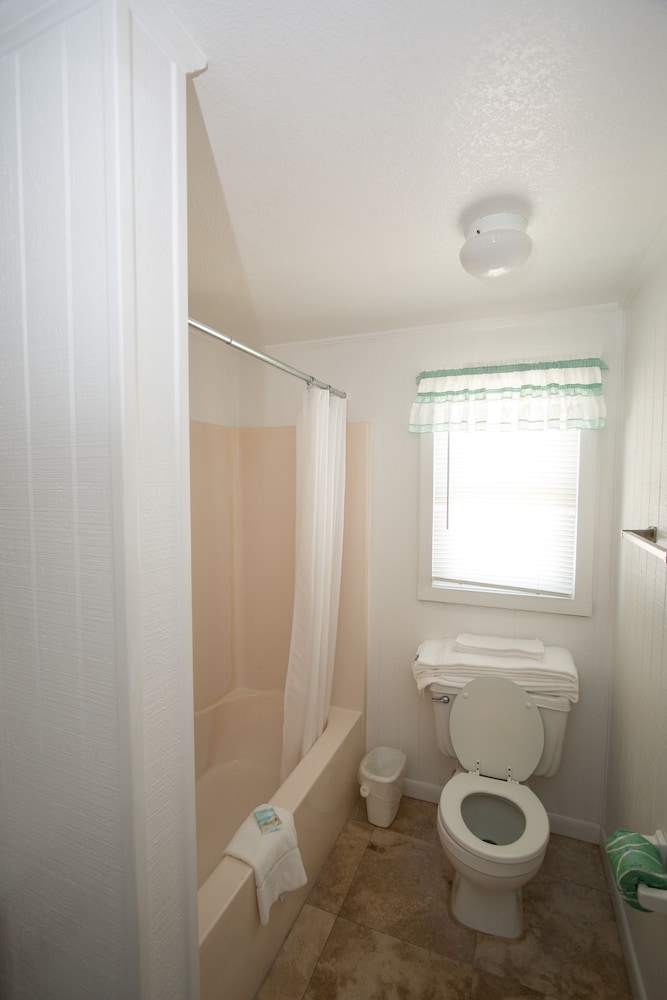 Outer Banks Motel - photo 174