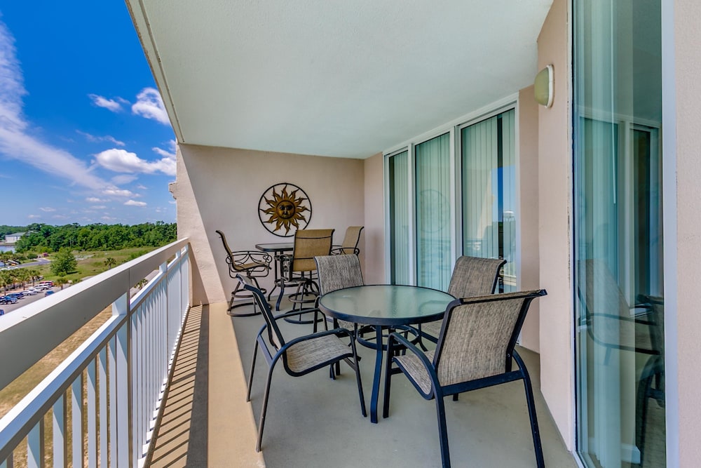 Barefoot Resort North Tower by Condo World - photo 28