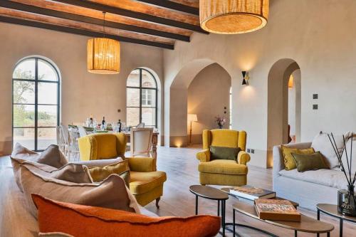 Exclusive Villa Mami — 4-Star Luxury Hotel in Siena, Italy