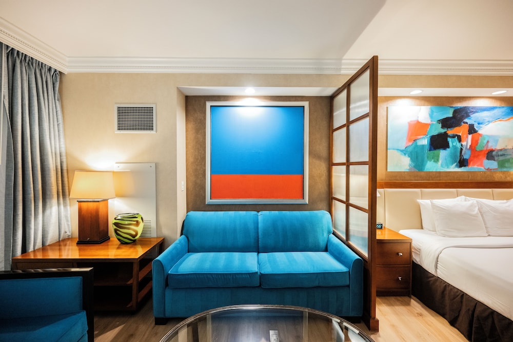 StripViewSuites at Signature - photo 145
