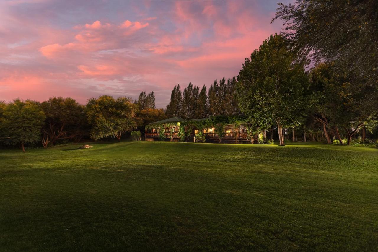 Tzamenkomst River Lodge — 4-Star Luxury Hotel in Bloemfontein, South Africa