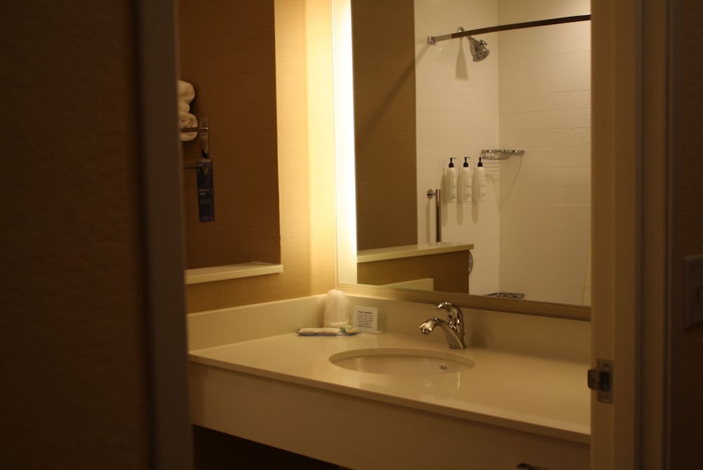 Fairfield Inn & Suites by Marriott Detroit Lakes - photo 39