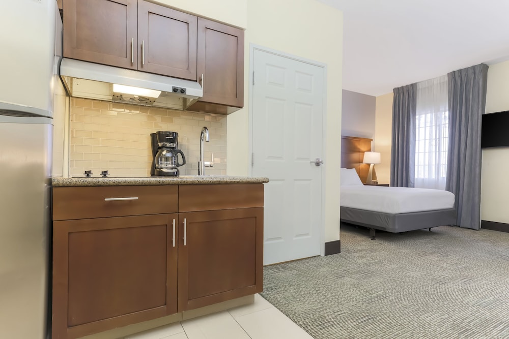 Staybridge Suites Reno by IHG - photo 23