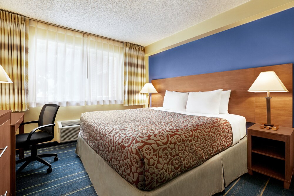 Comfort Inn & Suites Golden Denver West - photo 11