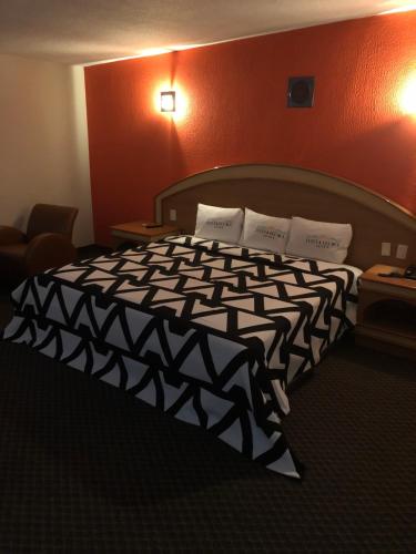 Hotel Puerta del Sol — hotel in Toluca