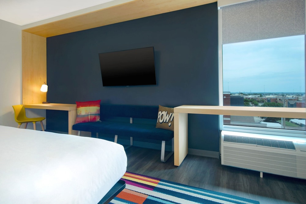 Aloft Oklahoma City Downtown Bricktown - photo 13