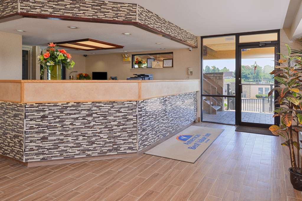 Americas Best Value Inn Pittsburgh Airport - photo 5